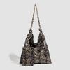 Lazy Wind Printing Chain Tote Bag Women's 2025 New Trendy Large-capacity Commuting Shoulder Canvas Bag Women