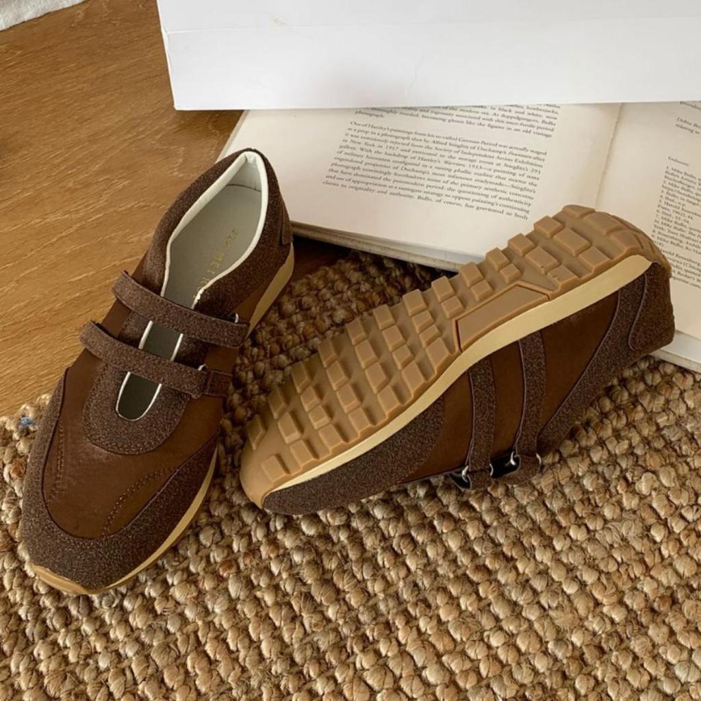 New Women's 2025 Genuine Leather Velcro Trainers: Thick Sole, Breathable, Versatile, In-Stock Casual Shoes