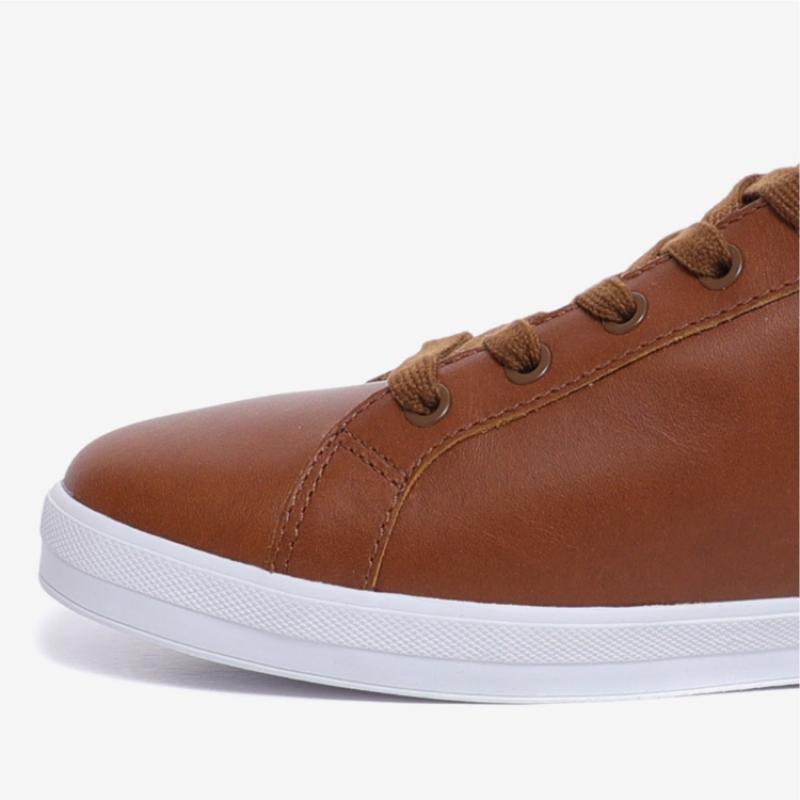 Fred Perry Men S Leather SneakerS baSeline Leather Sfpm2314330 C55