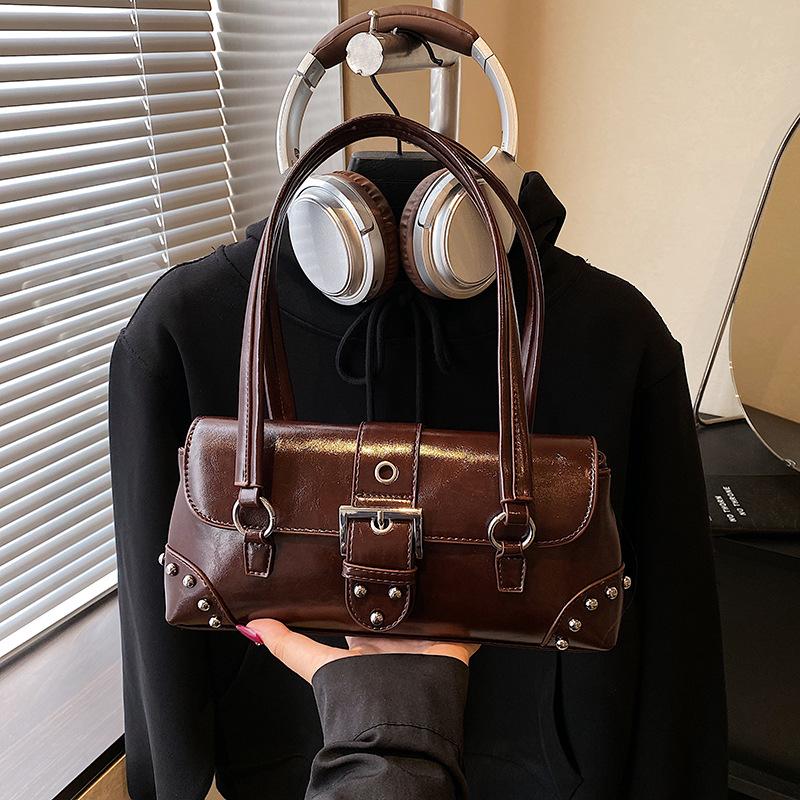 Retro Bag Women's Large Capacity 2025 New Autumn and Winter Versatile Niche Design Single Shoulder Underarm Bag Commuter Pillow Bag