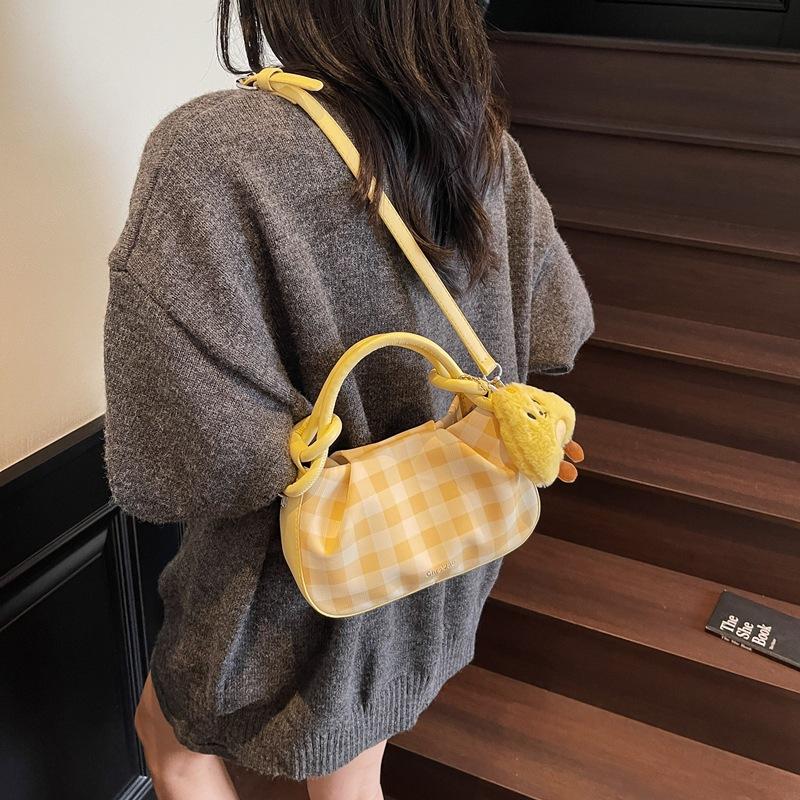 

Niche bag women s new summer simple chain bag messenger bag high value portable pleated bag жёлтый