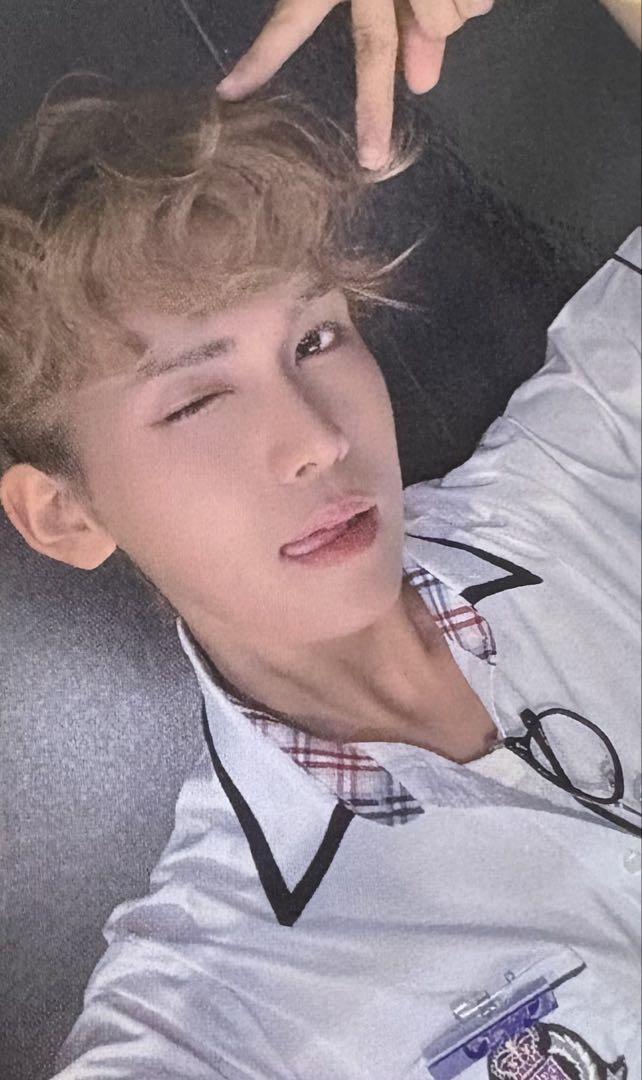 

[USED] XLOV Hyun NATURALLY MUSIC Trading Card