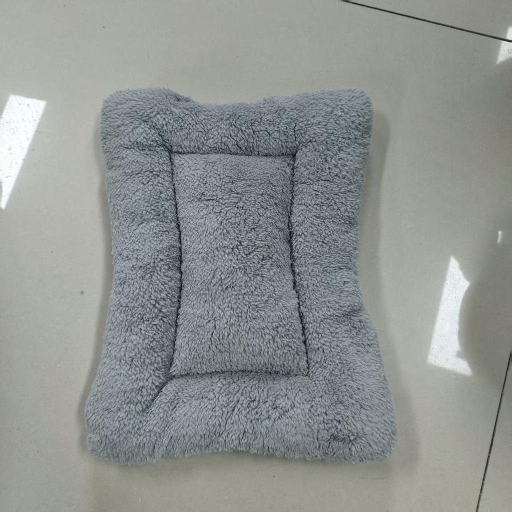 Petal-shaped cat bed, thickened and warm for winter, removable and washable pet bed, round bed for small dogs, pet supplies