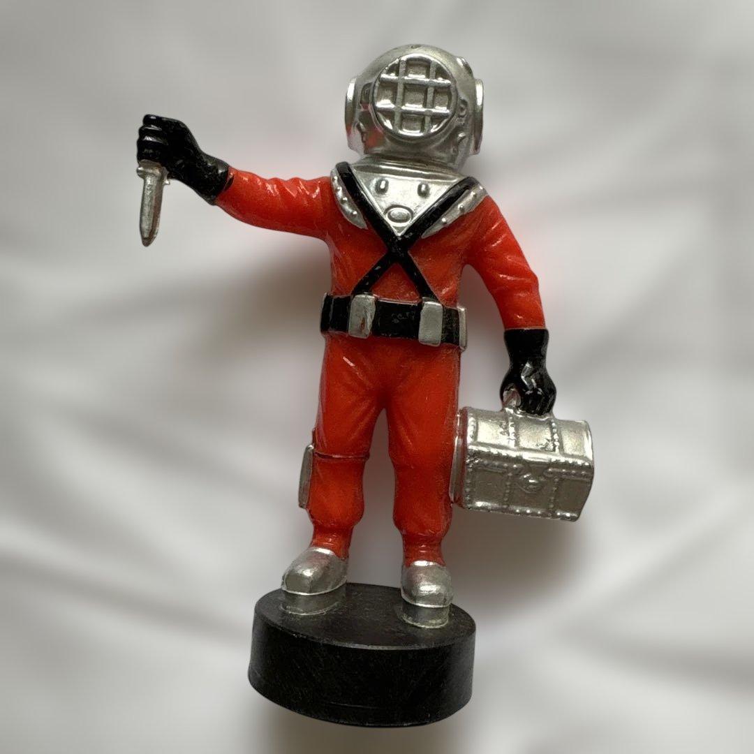 

[USED] Diver figure deep sea diver 02
