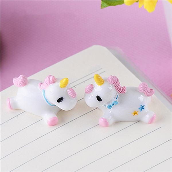 2Pcs Miniatures Unicorns Mini Resin Micro Landscape Bonsai Home Succulent Garden Craft Fairy Decor