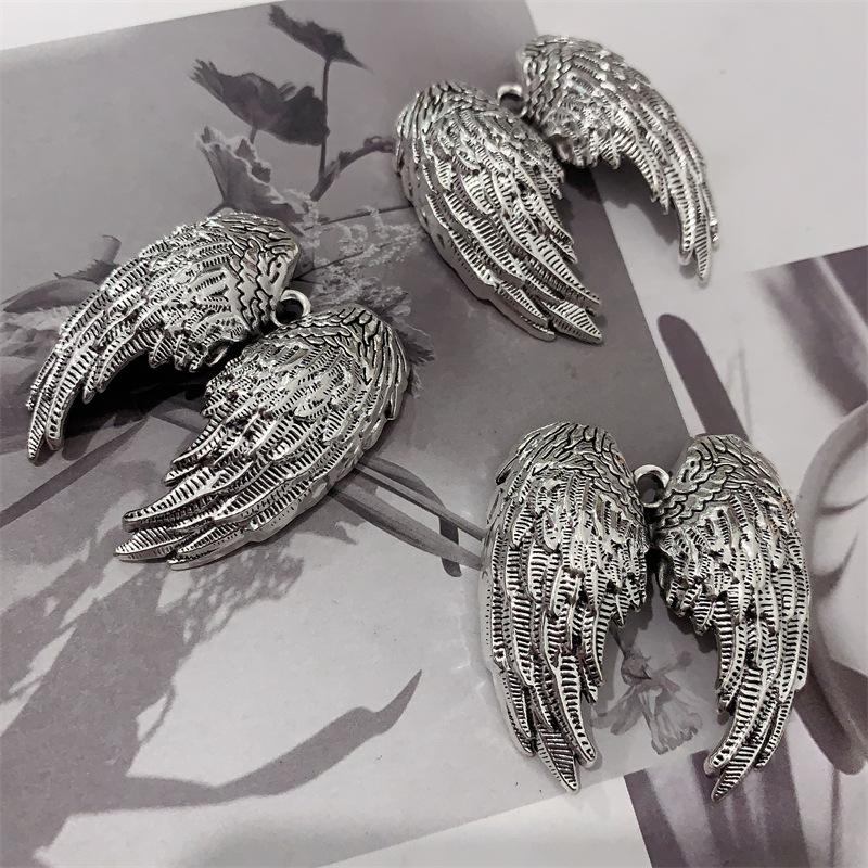 1 Stück Damen Flügel Autoanhänger Retro Metalltextur Engelsflügel Schlüsselanhänger Taschenzubehör Schmuck Geschenke für Freunde