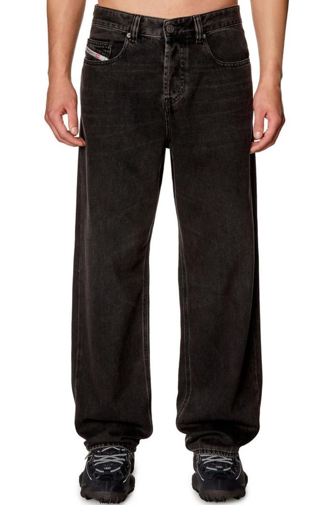Diesel Men's 2001 D-MACRO Denim Loose Straight Fit, Size A1282109I35, 32 inches, Black, Size 02