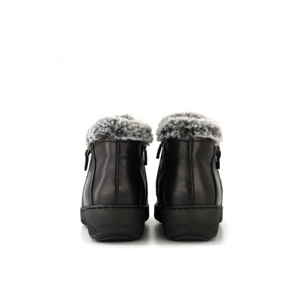 Daks Women S Ultra Light Fur Ankle bootS  Black  dlb413lS10
