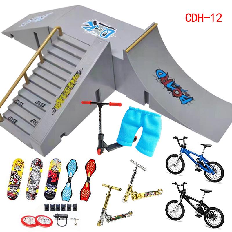 Alloy Fingerboard Skate Park Ramp Set with Bicycle & Kick Scooter
