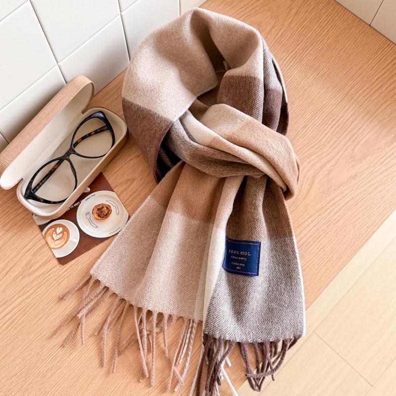 111% pure blue-gray plaid scarf for men and women, winter knitted to keep warm, high-end temperament plaid scarf