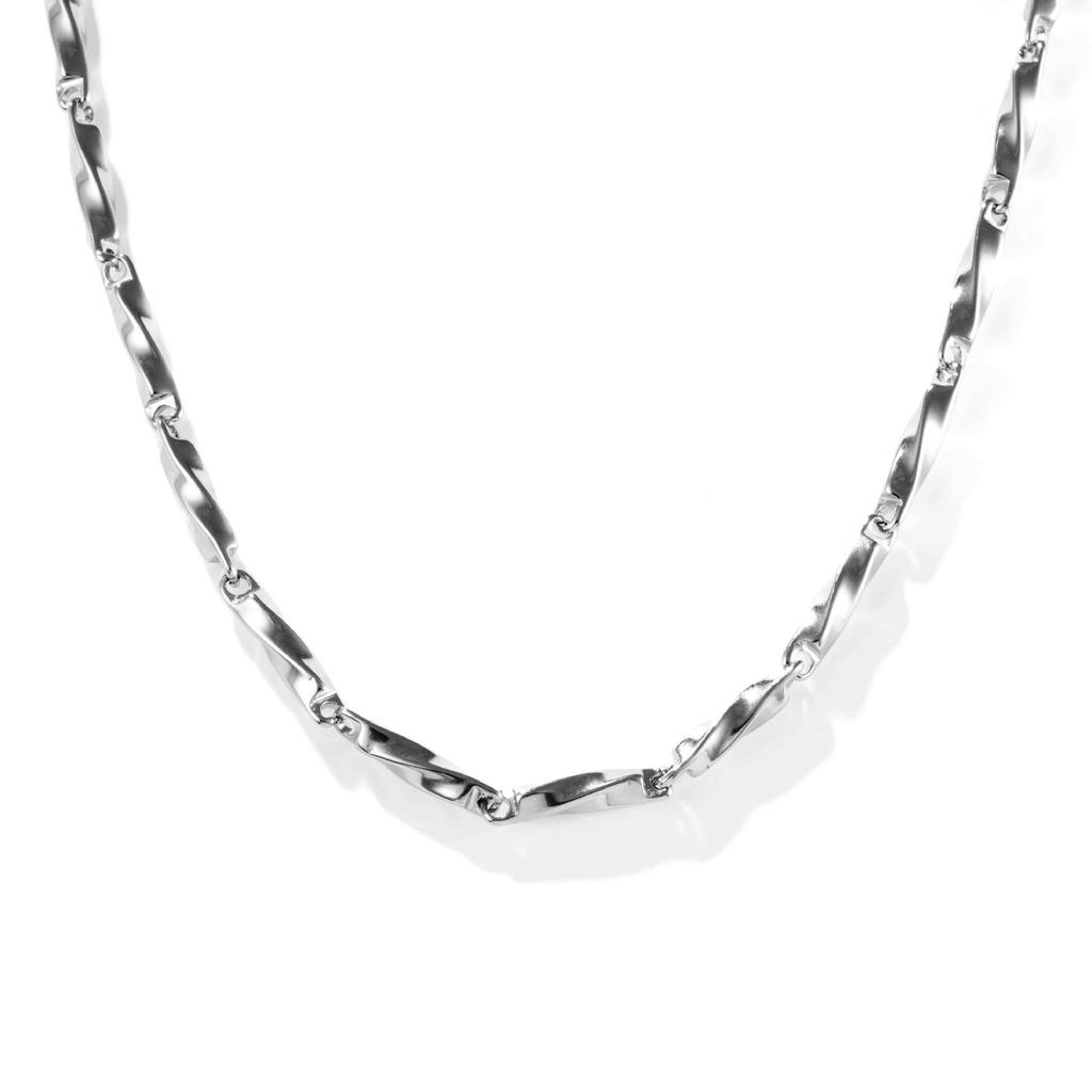 A Mobius Ring Stainless Steel Necklace Gold Necklace Clavicle Chain Men's and Women's INS Style, Stacked In Europe and America