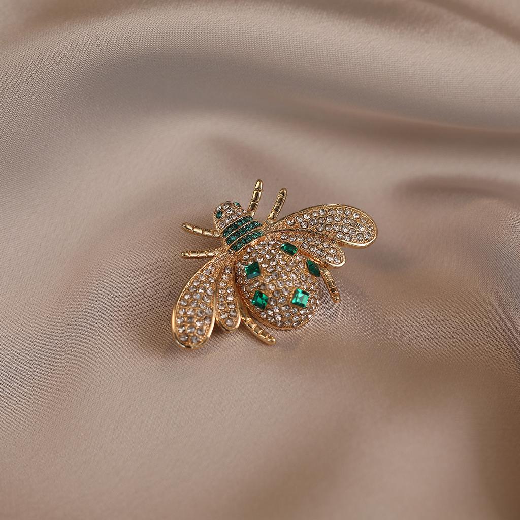 Bee Brooch High-end Light Luxury High-end Women's Corsage Coat Personalized Pin