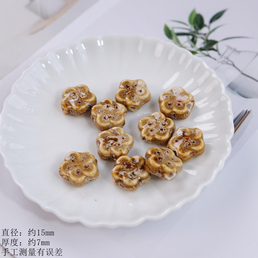 15Mm plum blossom sheet loose beads ceramic necklace bracelet DIY handmade creative bead manufacturer