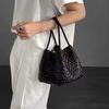Niche Handmade Woven Dumpling Bag: 2025 High-End Drawstring Handbag & Mother-Child Market Bag