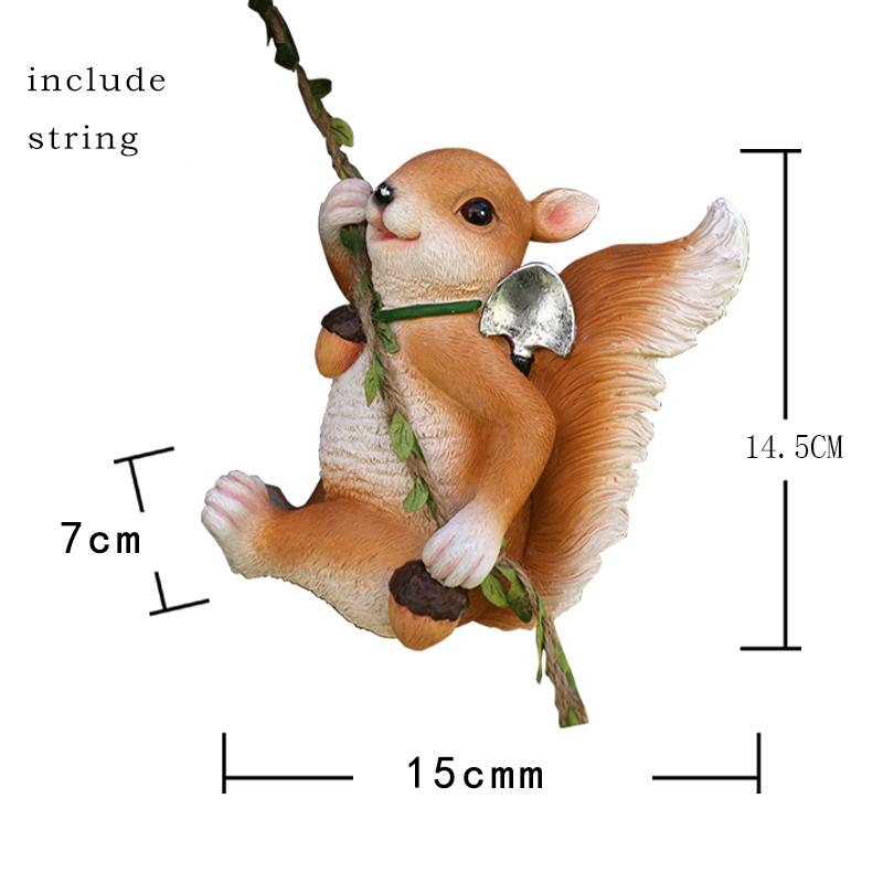 Creative Climbing Rope Squirrel Figurine Statue for Garden Outdoor Decoration