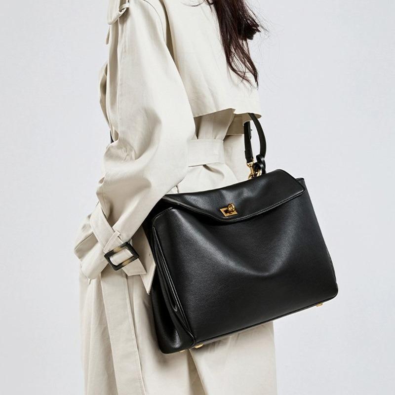Spring and summer new leather bag large-capacity commuter tote bag simple and fashionable versatile shoulder bag
