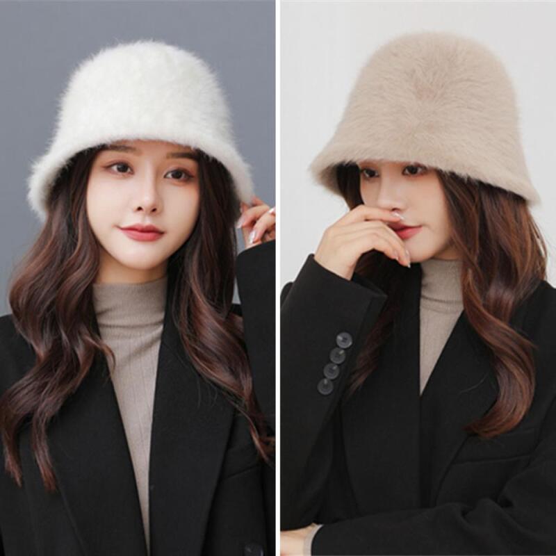 Baehira Ecofur Boucle Burgundy Hat Women s Fluffy beige