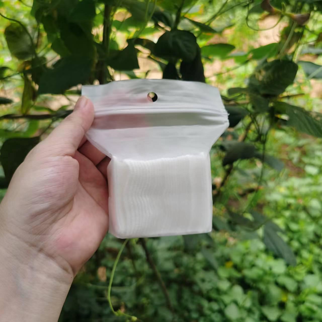 Mummy Stretchable Cotton Pads - Skin-Friendly, Water-Saving Makeup Remover Wipes