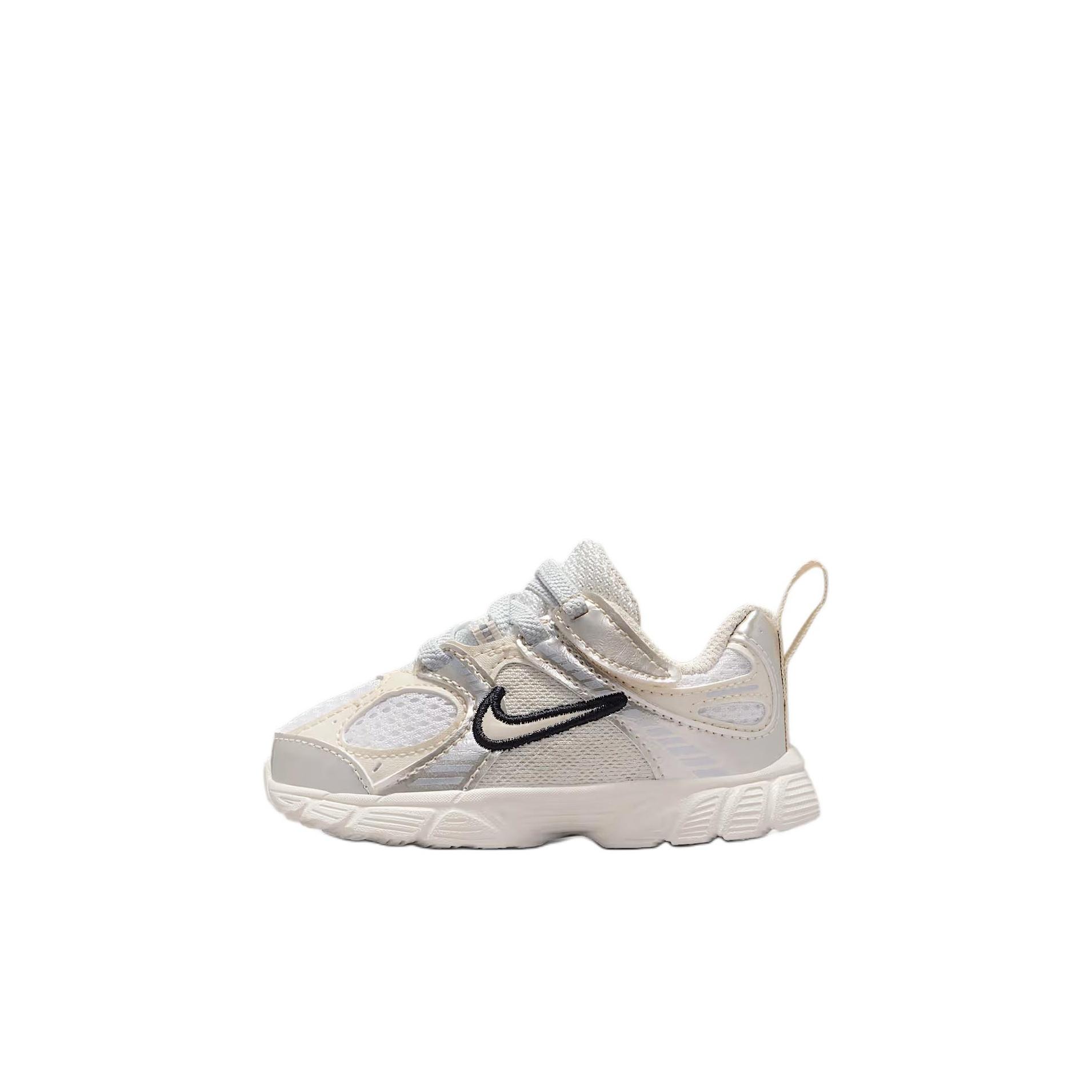 

Nike V5 RNR TD Summit White Sail Детские кроссовки кремовые черные светло-орехово-коричневые HQ6413-102 23.5
