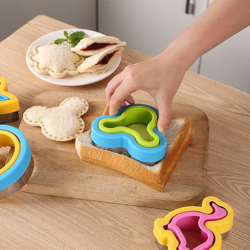 Round Breakfast Sandwich Maker & Toast Cutter Mold