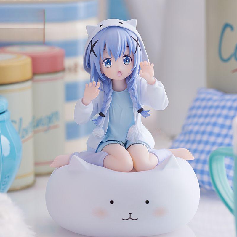 

Фигурка Чика Чино Милое украшение на приборную панель автомобиля, украшение для рабочего стола, подарок для девочек [Xiangfeng Zhino + Base] A set