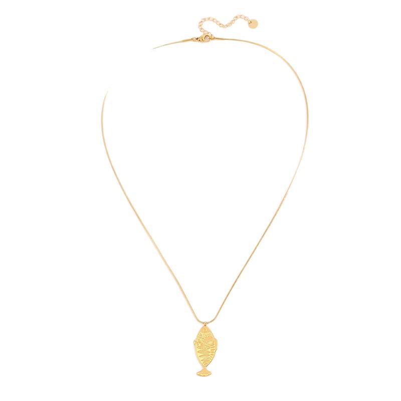 Retro Niche Exquisite Carved Fish Pendant Necklace, Non-Fading Titanium Steel Jewelry for Women