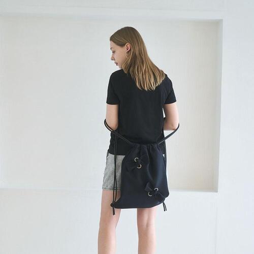 Suin Two Ribbon Backpack - Black