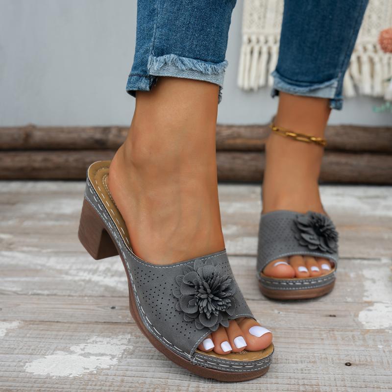 Fashion Vintage Flower Decoration Slip On Sandals Bohemia Breathable Strap High Heels Slippers Women Summer Elegant Soft Sole Slides
