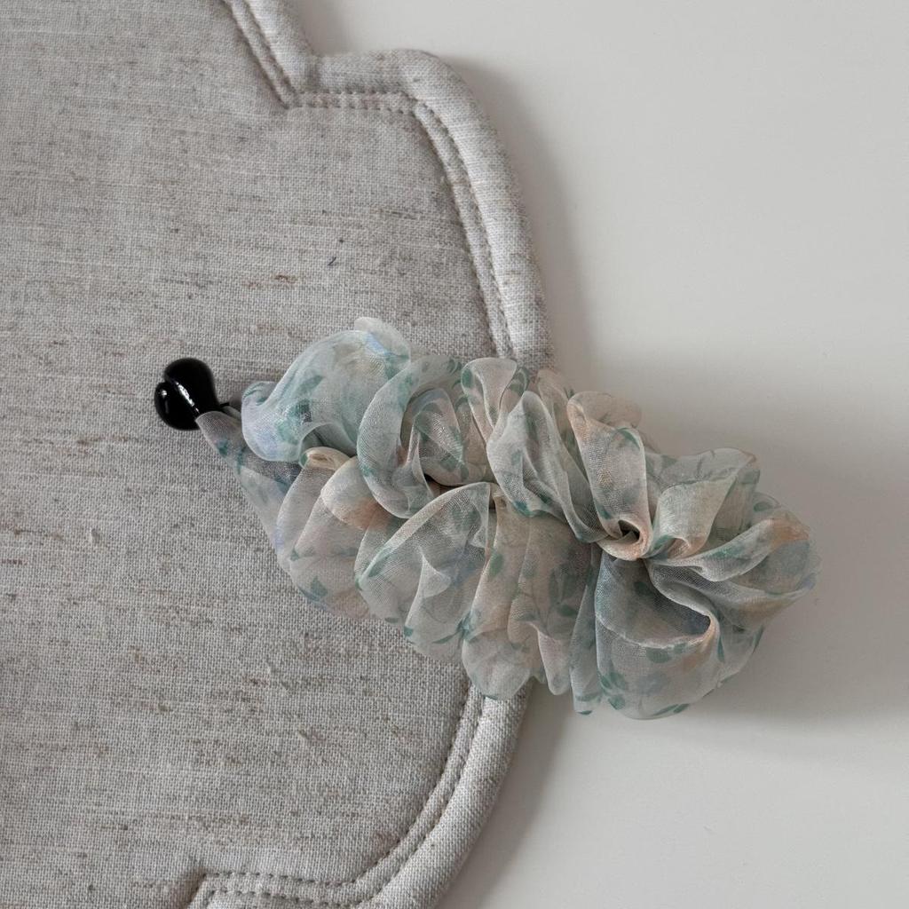 Elegant Floral Pleated Mesh Banana Hair Clip - High-End Chic Ponytail Accessory