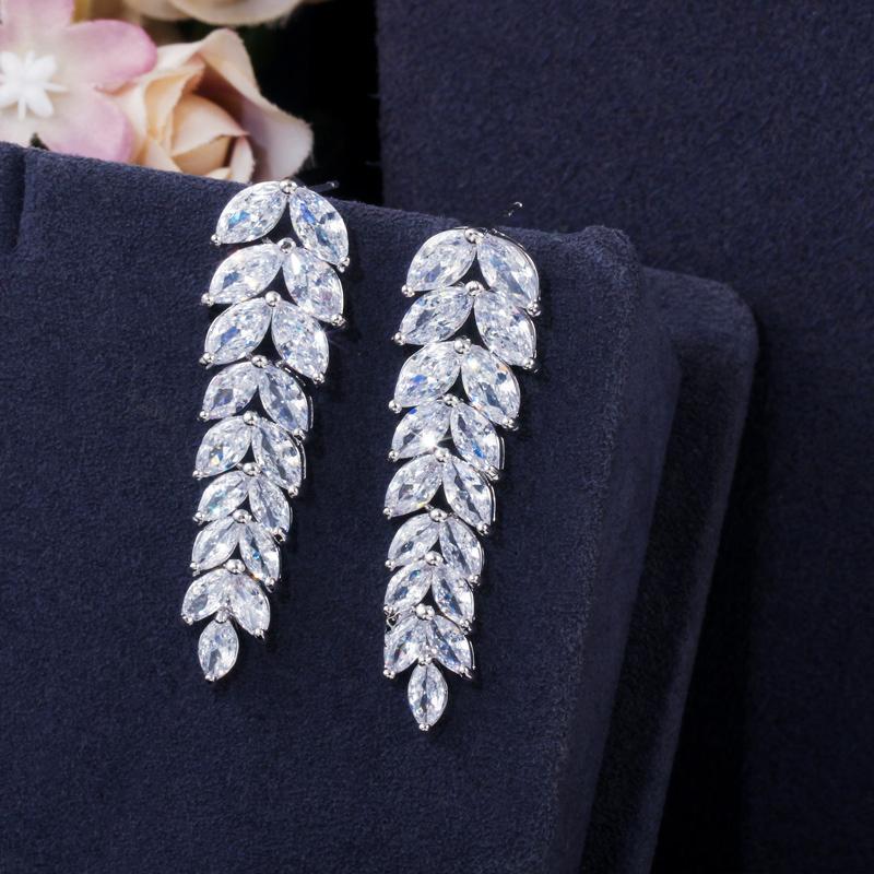CMM Luxury Silver Color Cubic Zirconia Leaf Shape Drop Earrings Necklace Set