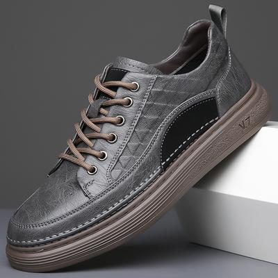 Herrenschuhe 2025 Frühling neue Leder Herren Freizeitlederschuhe Trend Mode koreanische Version vielseitige Sportschuhe
