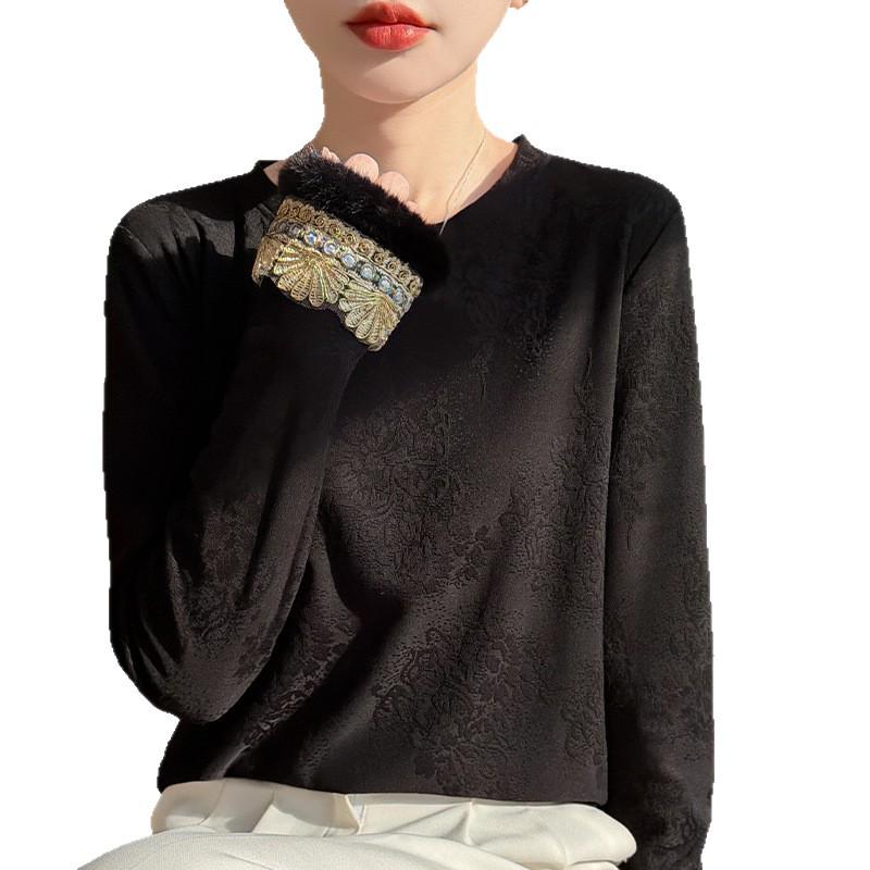 Women's High-End New Chinese Style Round Neck Warm Base Layer Top for Autumn and Winter Fashion