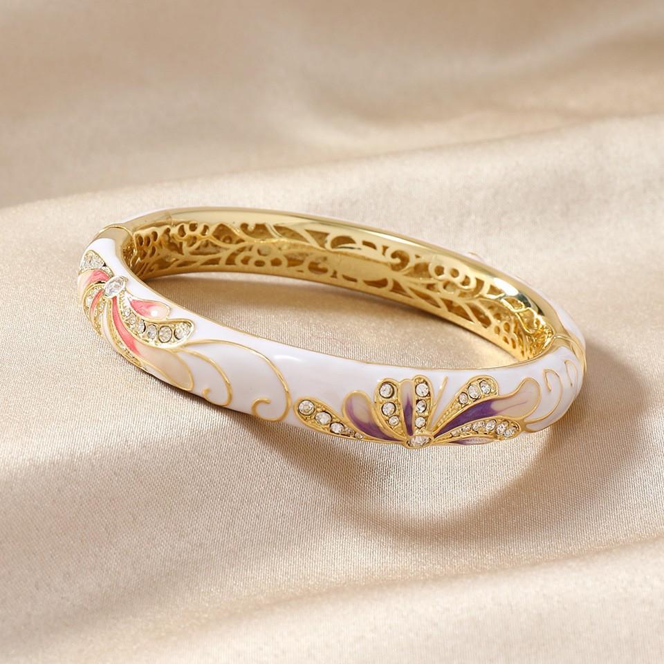 Floral Enamel Openwork Filigree Accessory Bracelet