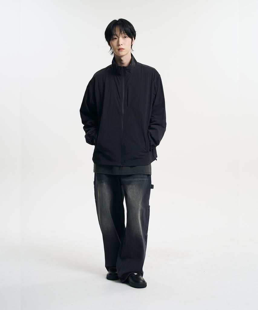 Moovn High-Neck Nylon Windbreaker Jacket Black
