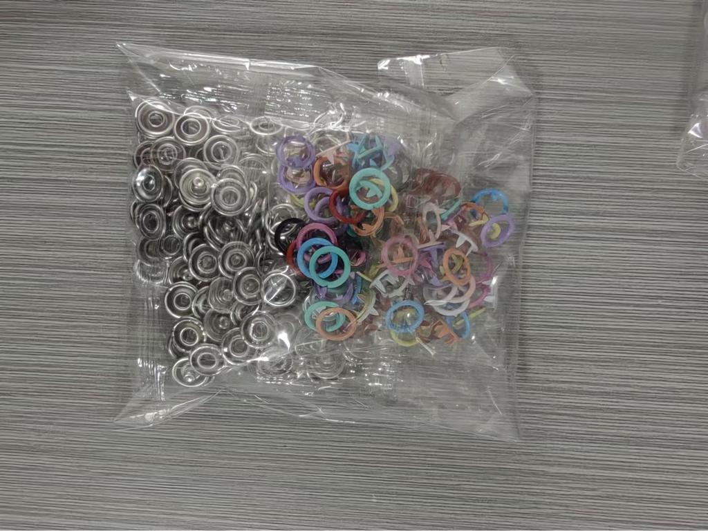Hand-Pressed Five-Claw Buckle Installation Tool for Baby and Children's Clothing Buttons