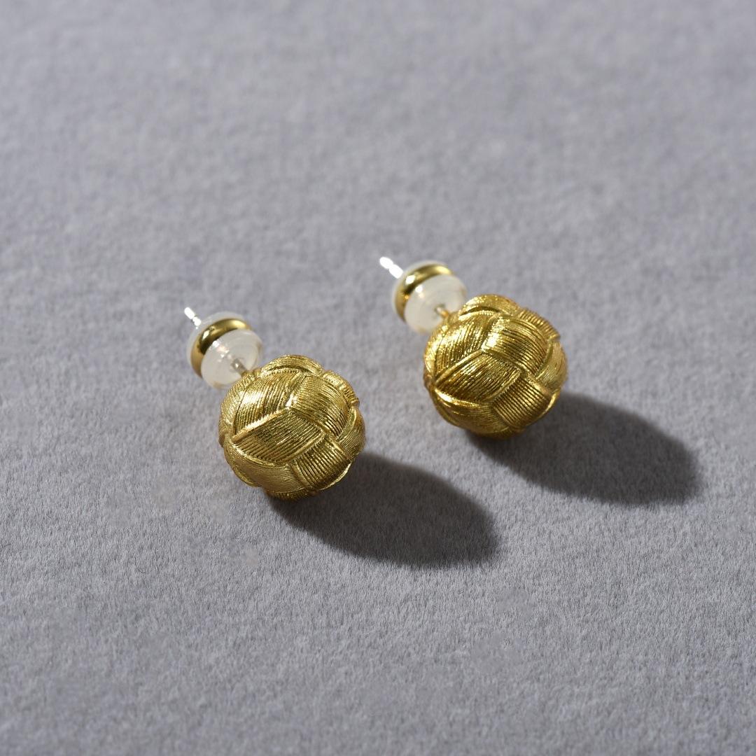 Trendy New Product Retro Fashion Simple Matte Brushed Woven Ball S925 Silver Needle Stud Earrings Niche Temperament Earrings