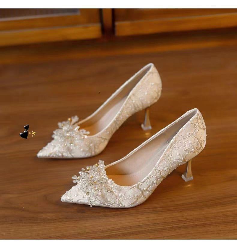 French not tired feet pointed single shoes women's 2026 rhinestone flower buds engagement bride bridesmaid wedding shoes stiletto high heels single
