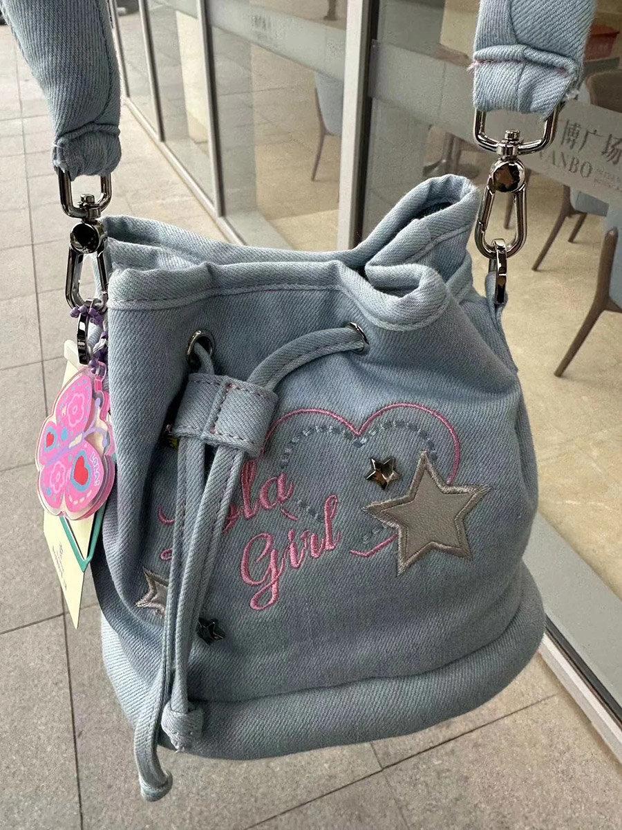 

Niche Design Casual Fashion Backpack Denim Bucket Bag Student Universal Drawstring Schoolbag 21*15*18 джинсовый синий