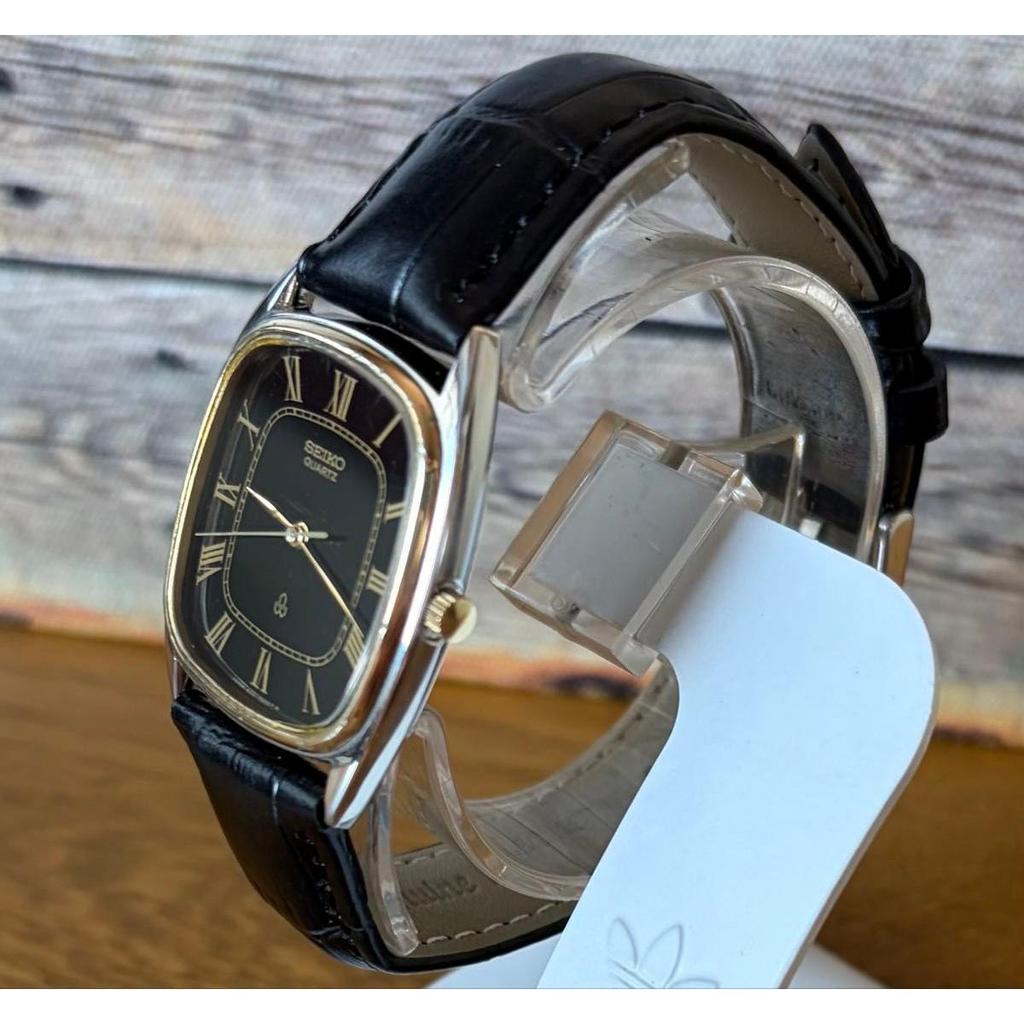 Used SEIKO QUARTZ Seiko Quartz Roman Index Men's Watch Vintage