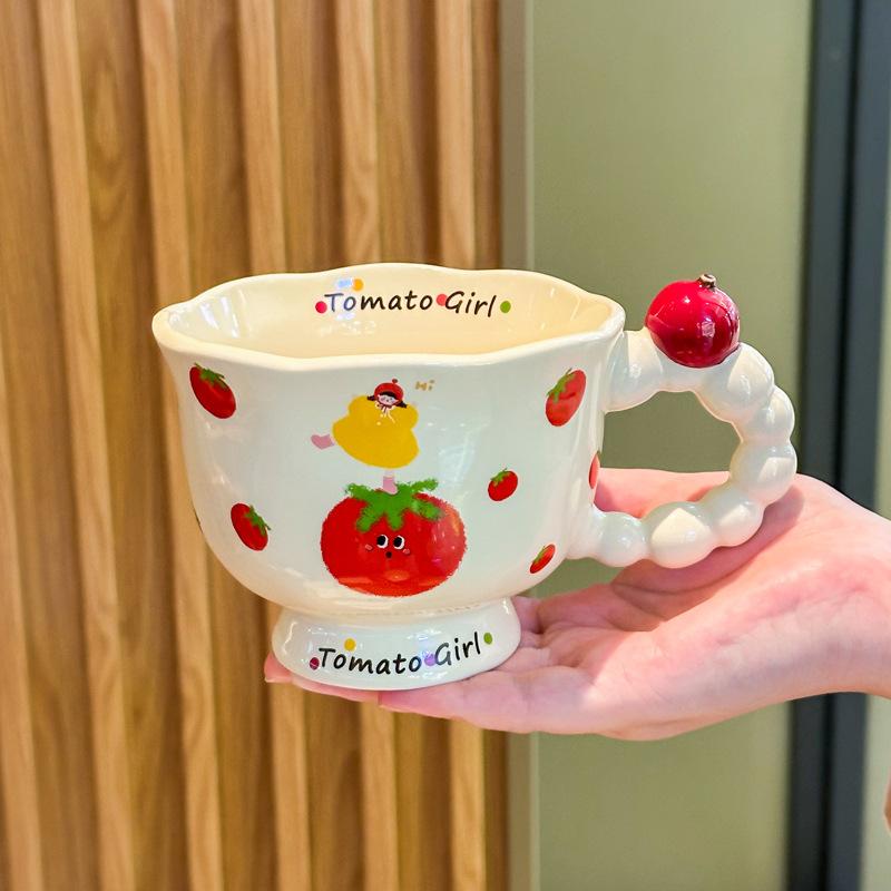 Send a birthday gift to a girlfriend, a cute cherry girl ceramic mug, a girl's souvenir gift box, and a graduation gift.