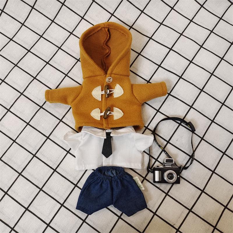 Roupa de cachorro de lã marrom com camisa de algodão, gravata e acessórios jeans
