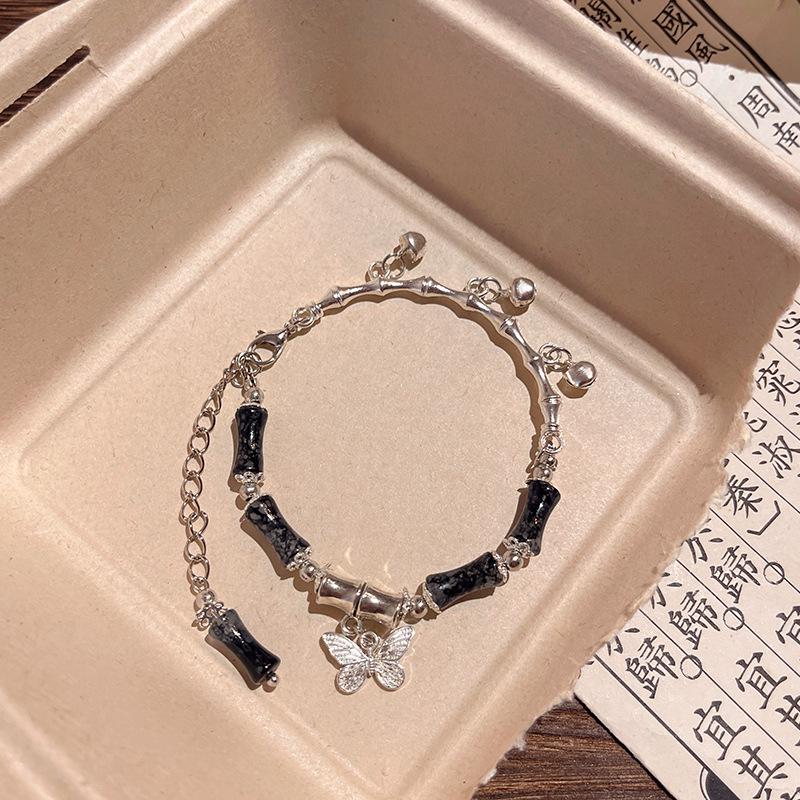 

Браслет в стиле ретро с бабочкой и бамбуковыми бусинами в китайском стиле с имитацией халцедона - милый подарок для нее