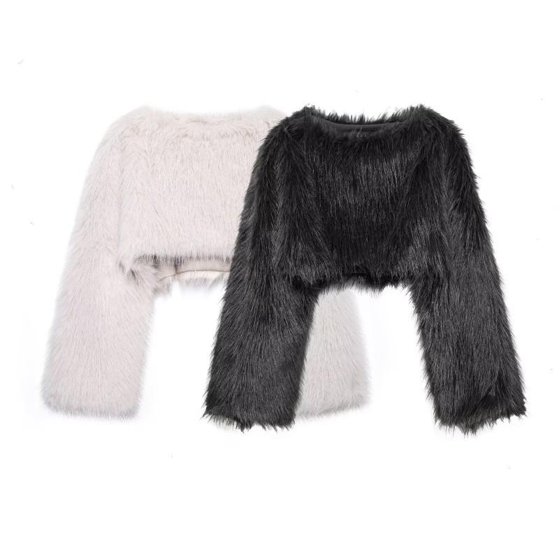 Eco-Friendly Faux Fur Short Coat Women Winter Streetwear Round Neck Long Sleeve Outerwear In Beige Black