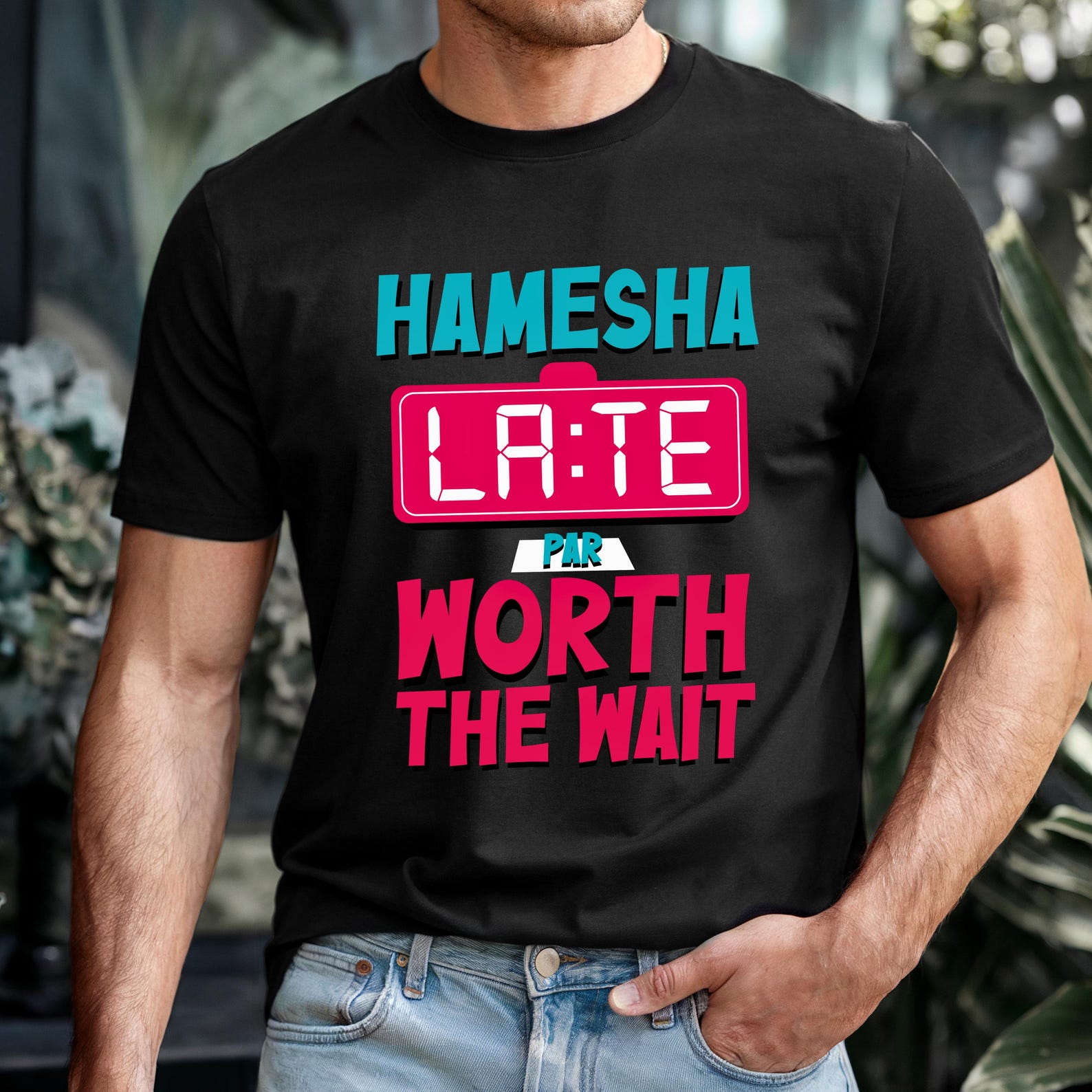 Hamesha Late Graphic T-shirt L