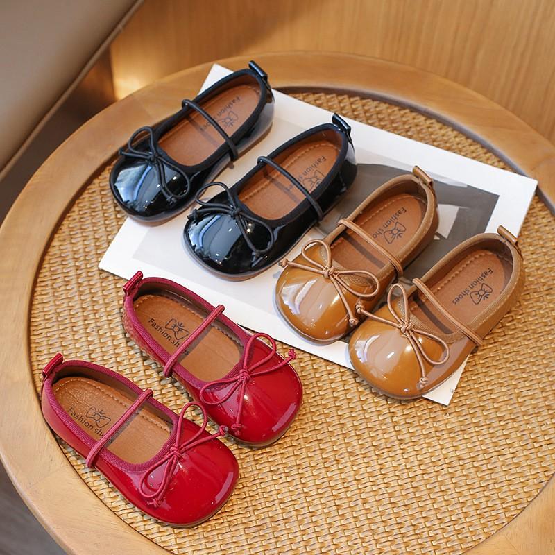 GirlsPU Leather Flat Shoes Soft Sole Princess Style Ages 4-12