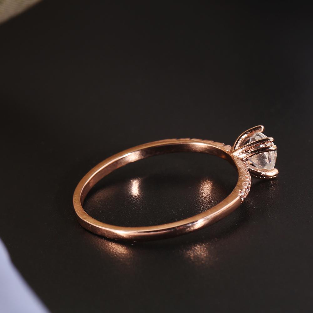 Förlovningsjubileumssmycken Lyxig glänsande strass-fingerring för kvinnor