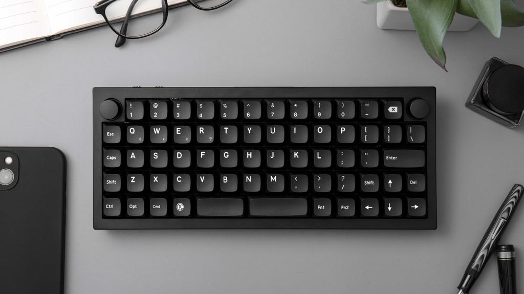 Keychron - Q15 Max QMK Wireless Custom Mechanical Keyboard Fully Assembled Knob / White / Gateron Jupiter Brown