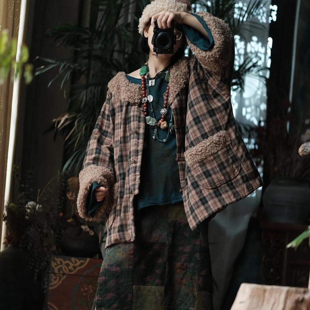 Johnature Women Plaid Khaki Vintage Button Long Sleeve Coats Winter Chinese Style Patchwork Blend Pockets Coats