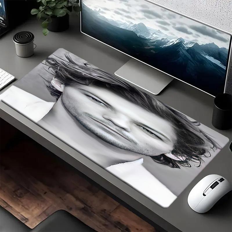 Louis Tomlinson Theme Mouse Pad, Non Slip Rubber Base, Multifunctional Office & Home Decor, Perfect for Workspace Personalization.