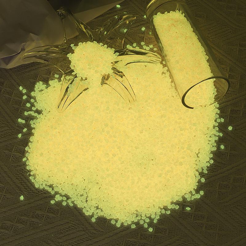 1000pcs Luminous Sand Glow In Dark 3-5mm Mini Pebbles Stone for Home Garden Yard Outdoor Path Lawn Fish Tank Aquarium Decoration